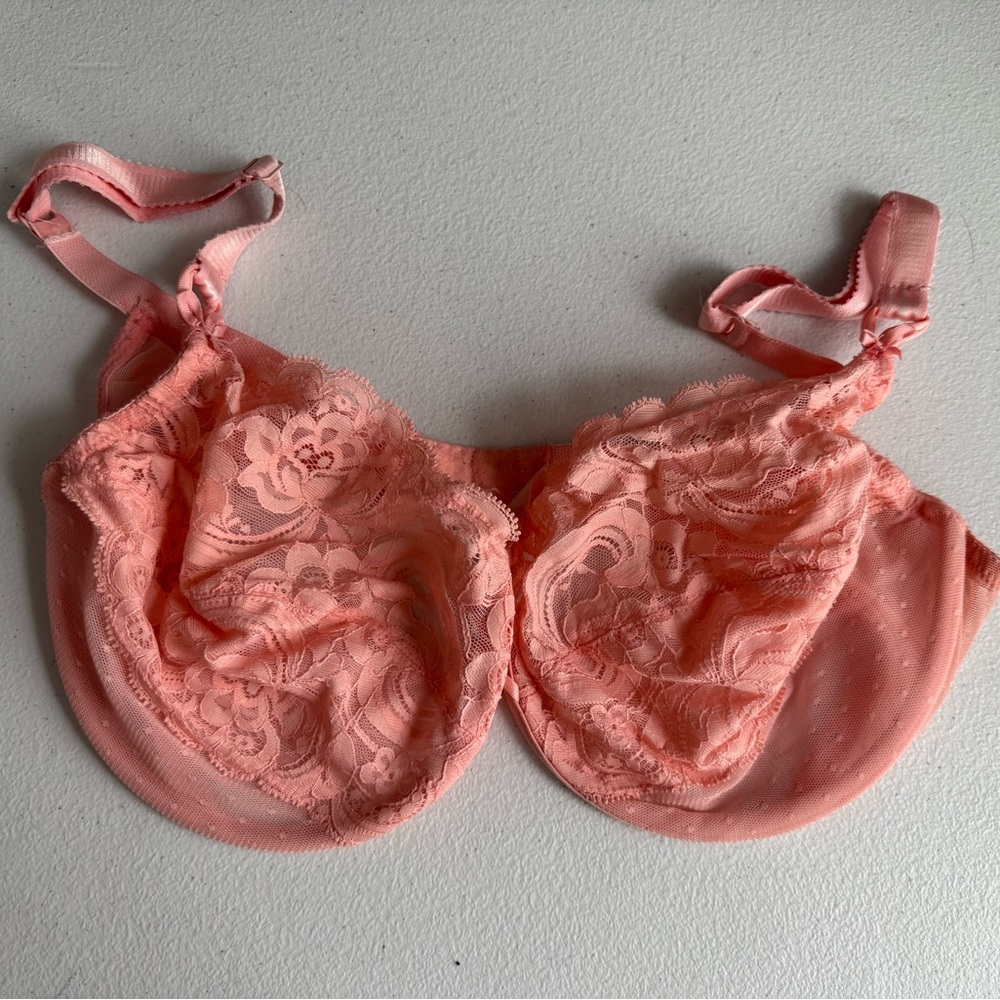 Lace Underwire Bra in Coral Pink